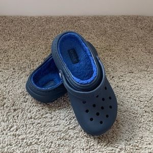 Crocs lined slip on